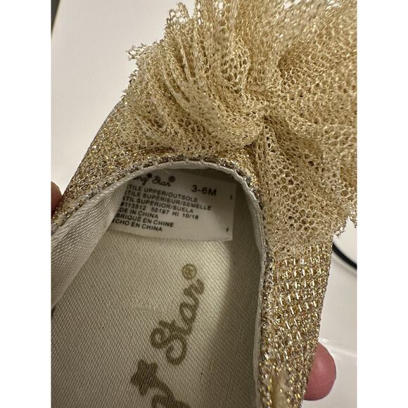 Gold Slip On Baby Dress Shoes Size 3-6 Mo - Picture 3 of 4